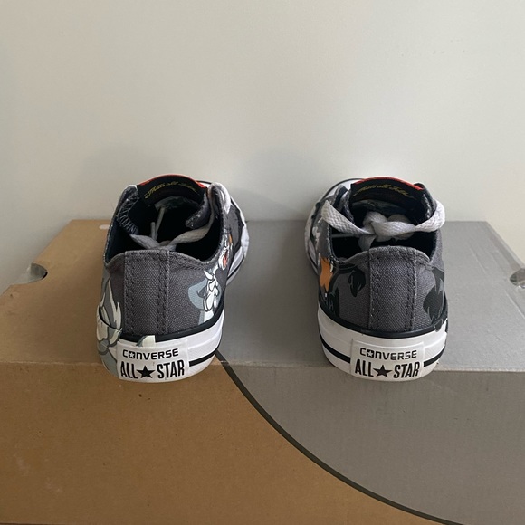 Converse Chuck Taylor All Star Looney Tunes Bugs Bunny Daffy Shoes - Size 13 C - Picture 4 of 13